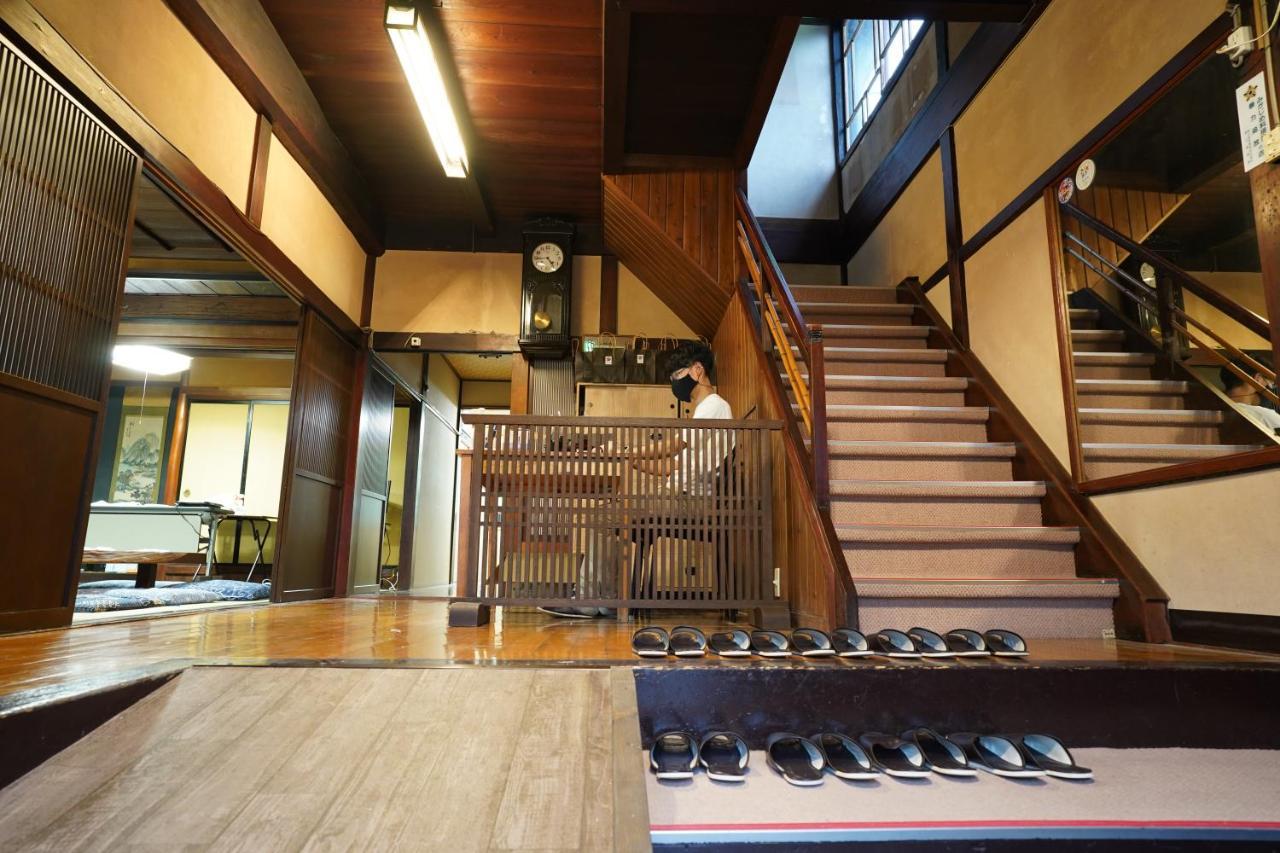 Hostel Murasaki Ryokan Takayama  Luaran gambar