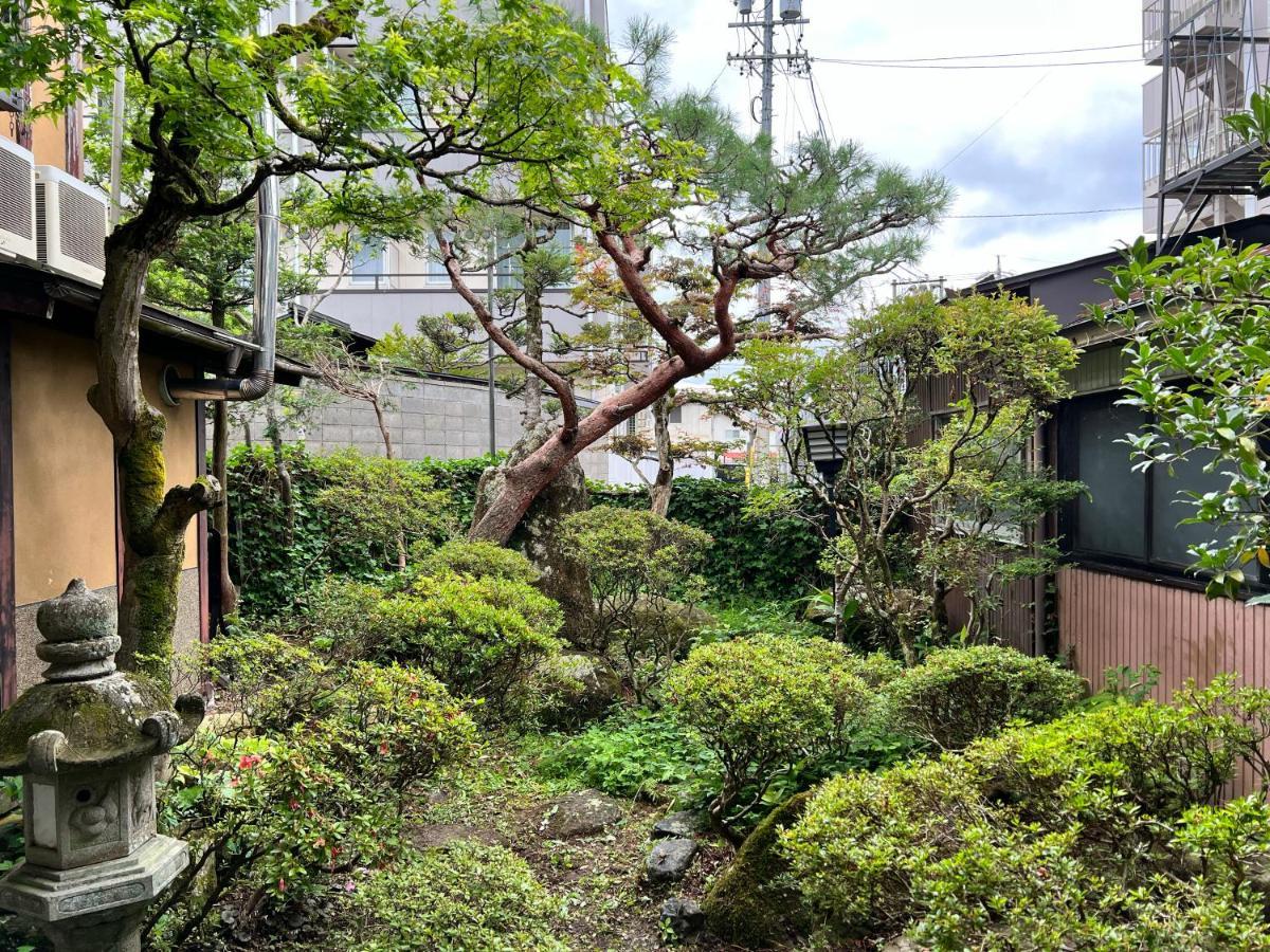 Hostel Murasaki Ryokan Takayama  Luaran gambar
