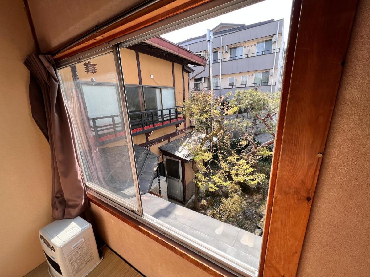 Hostel Murasaki Ryokan Takayama  Luaran gambar
