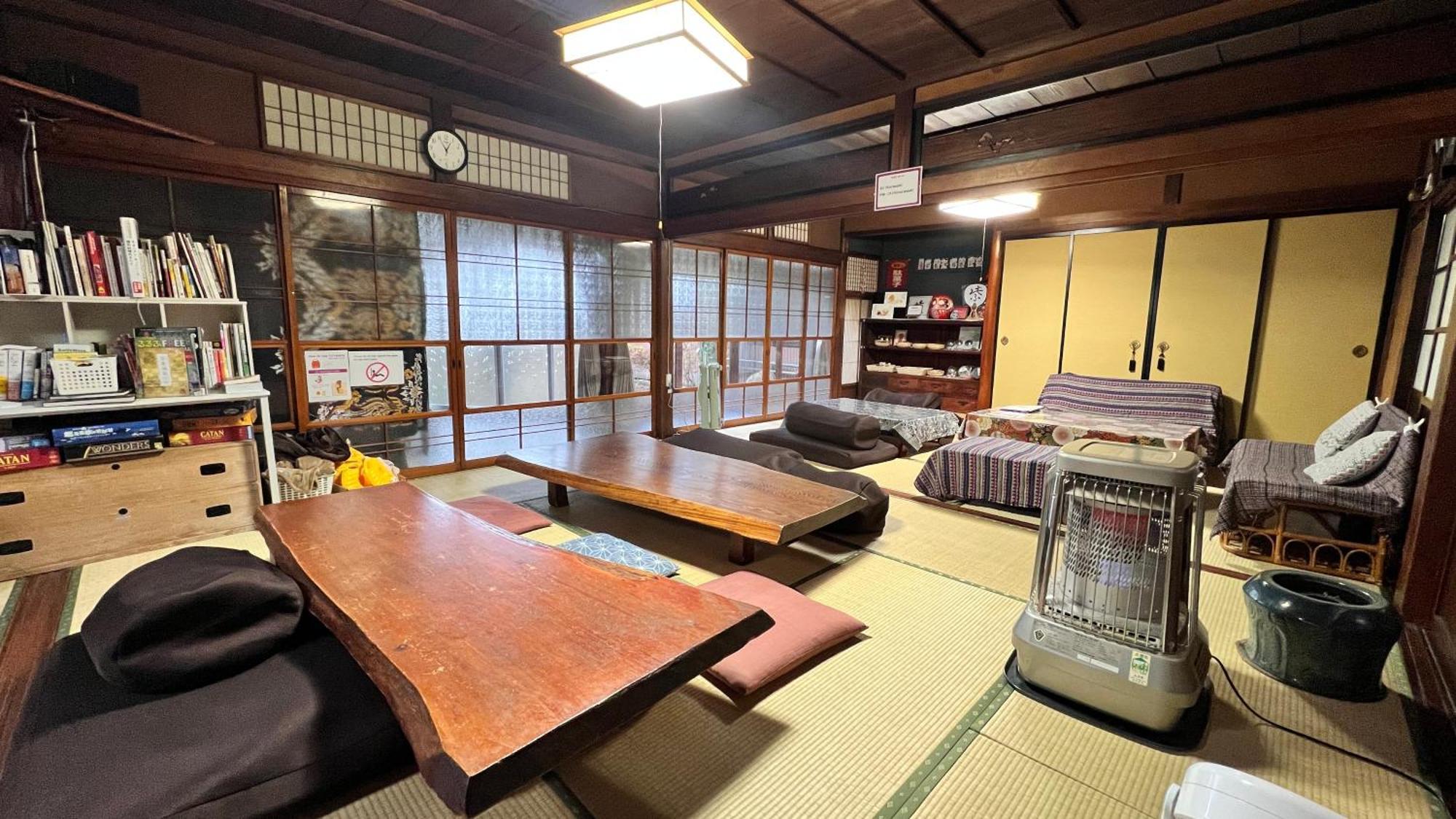 Hostel Murasaki Ryokan Takayama  Luaran gambar