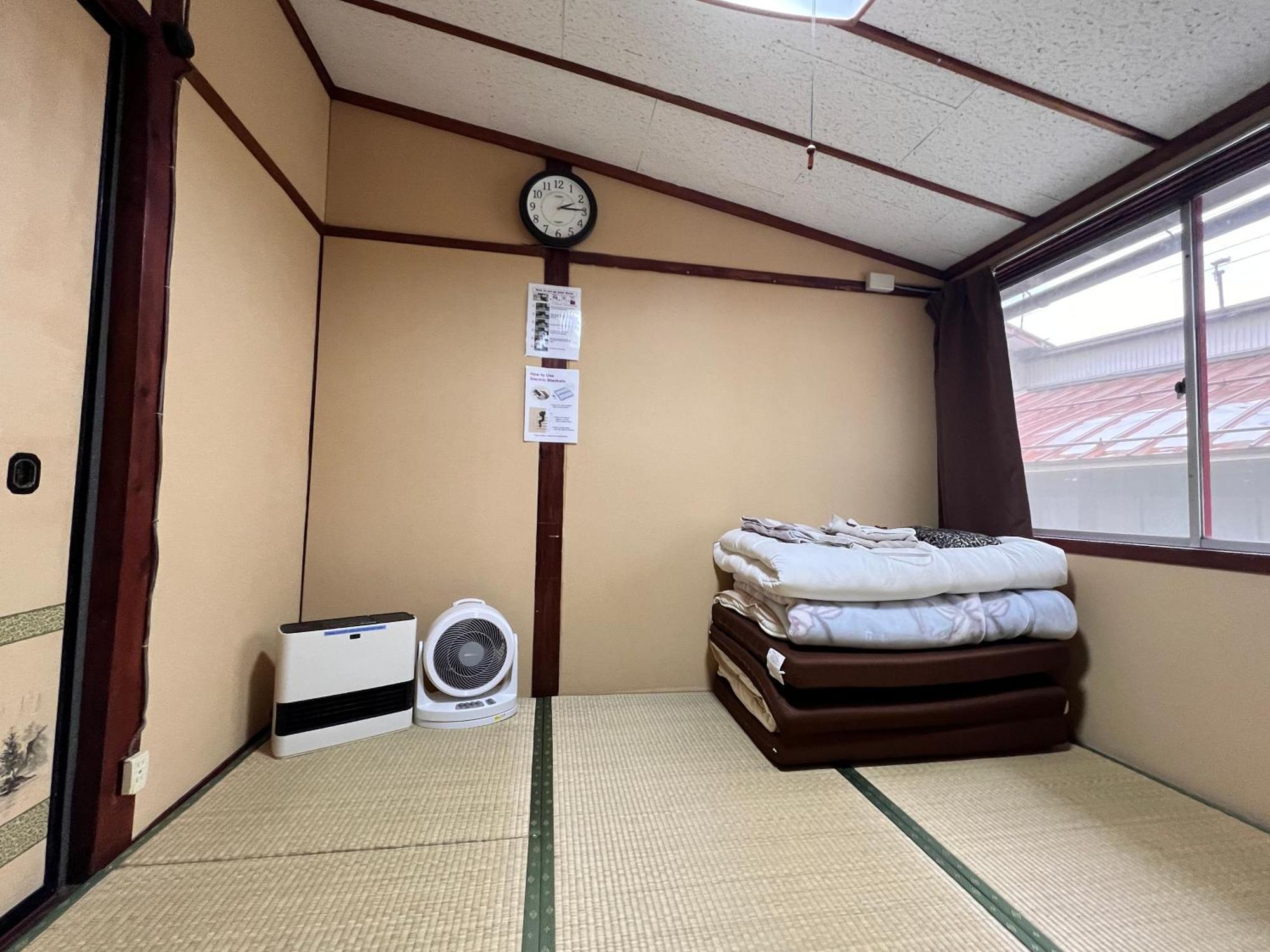 Hostel Murasaki Ryokan Takayama  Luaran gambar